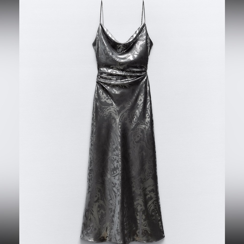 🩶🩶FOIL PRINTED MIDI DRESS 🩶🩶